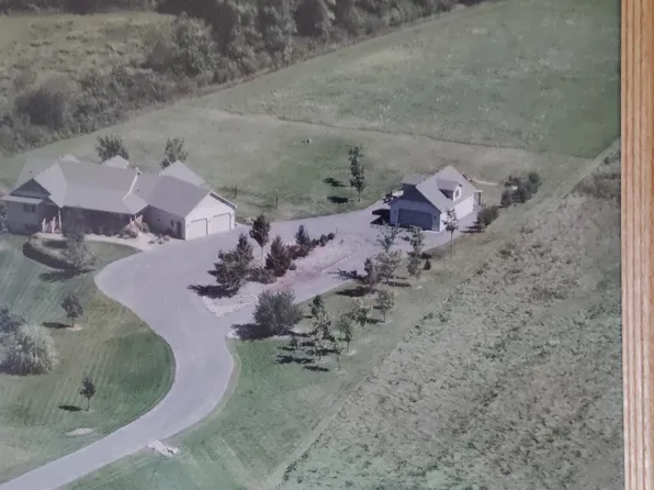 32253 Upland Rd, Taylors Falls, MN 55084
