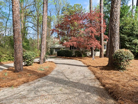 2nd image of 2908 Fairview Rd