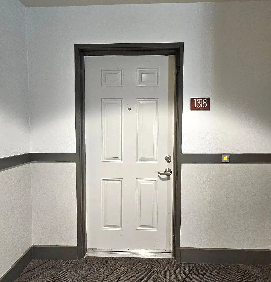 3 bed, 1340 sqft, $3,900 — Photo 2