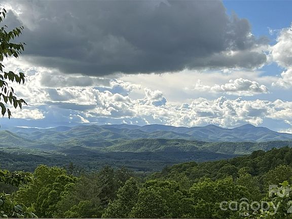 5th image of 258 Deer Run