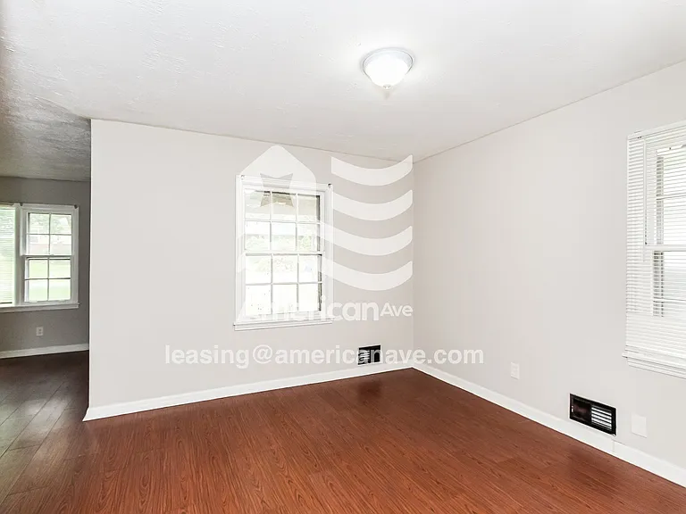61171_003_dining_room_4.jpg
