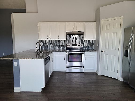 3rd image of 13331 E Cindy St