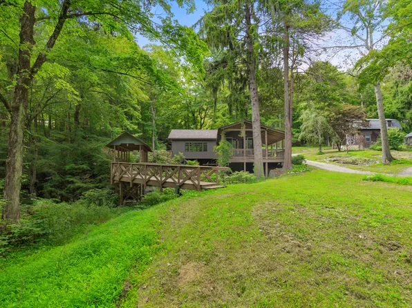 201 Millstone Road, Wilton, CT 06897