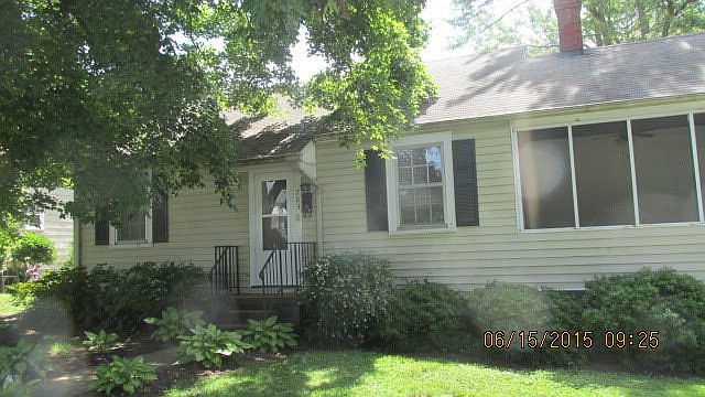 1st image of 703 Cedar Ave