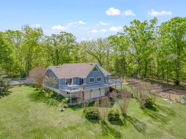 94 Fairview Ln, Palmyra, VA 22963