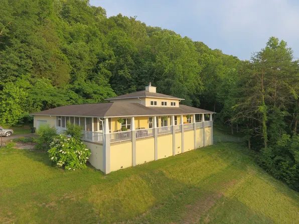 9300 Portwood Ln, Powell, TN 37849