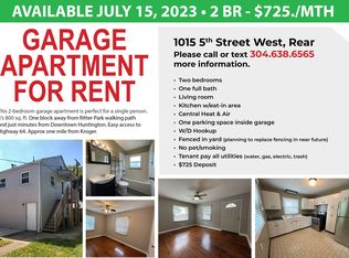 1015 W 5th St #1, Huntington, WV 25701