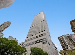 180 E Pearson St APT 7203, Chicago, IL 60611