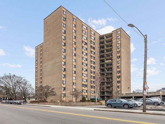 2nd image of 1025 Hancock St Unit 11M
