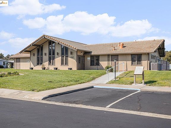 4th image of 1597 Alamo Dr #150