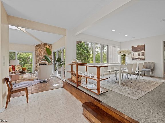 4th image of 17571 Merry Oaks Trl