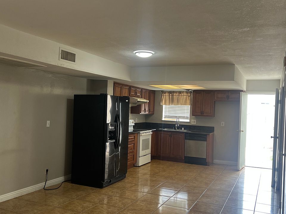 1st image of 6019 Vegas Dr