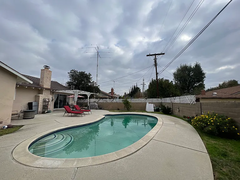 19030 Community St — Photo 28
