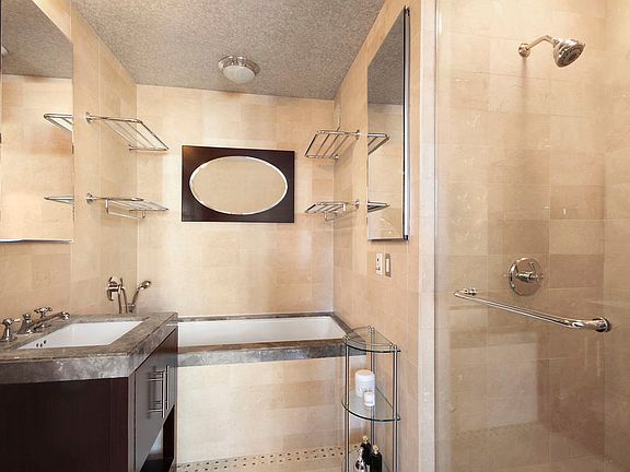 5th image of 408 E 79th St APT 5B