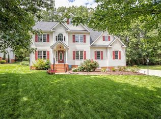 4824 Nairn Ln, Chester, VA 23831