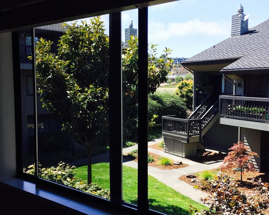 1st image of 126 Cypress Pl