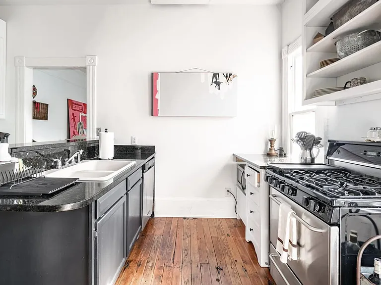1433 Desoto Ave SW — Photo 12