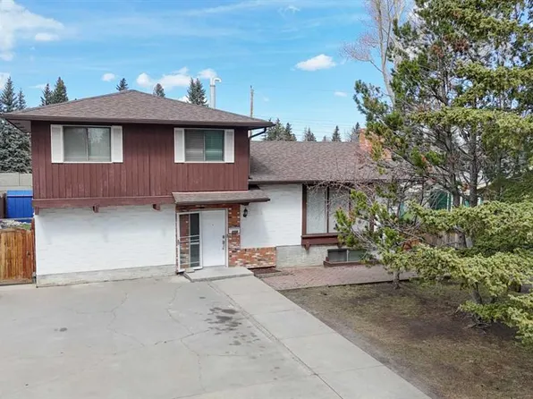 2716 S Cedar Ridge Dr SW, Calgary, AB T2W 1X6