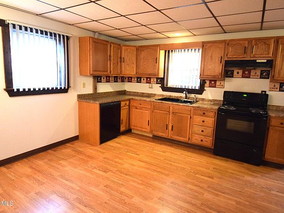 5th image of 104 Zimmerman Ln