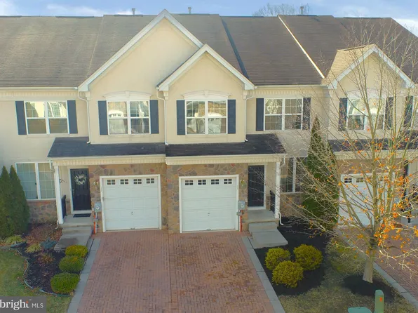 15 Kingswood Ct, Westampton, NJ 08060