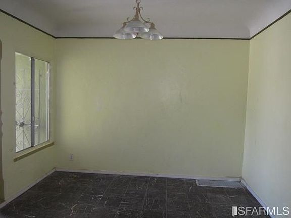 5th image of 87 Cassandra Ct