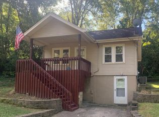 798 Sutton Rd, Cincinnati, OH 45230