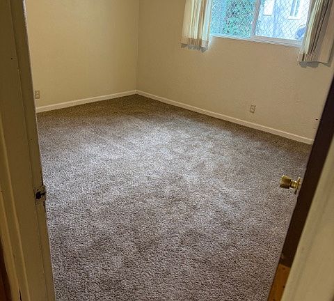 5th image of 325 E 18th Ave #11