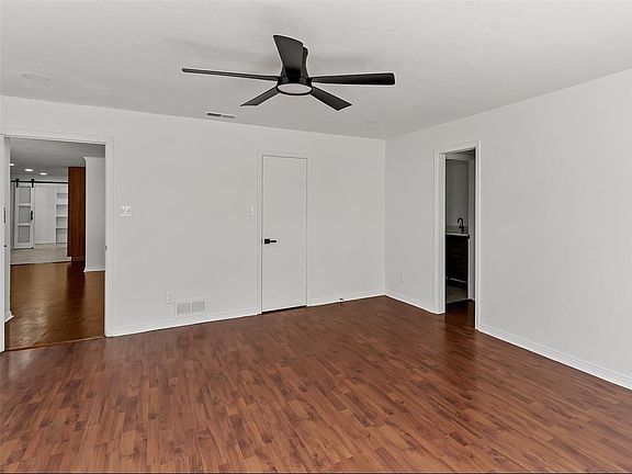 5th image of 7607 Meadow Oaks Dr #7607