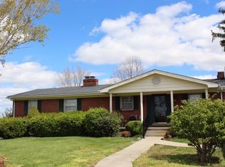 302 Opossum Kingdom Rd, Berea, KY 40403