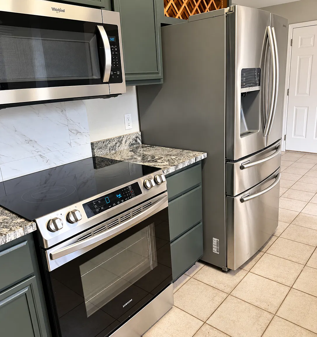 3 bed, 1342 sqft, $1,795 — Photo 2
