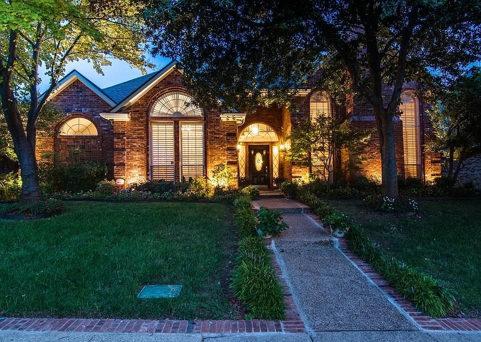 Beautiful Custom Built Home