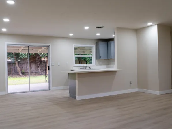 6075 N Selland Avenue, Fresno, CA 93711