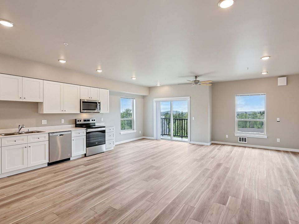 1st image of 3805 Elwood Ave #586cd09ed