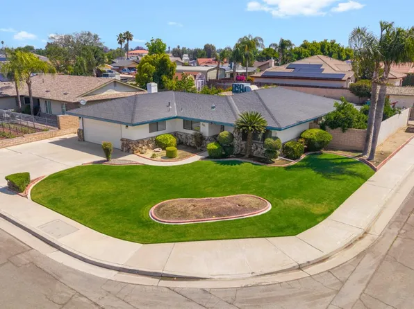 3100 Woodstown St, Bakersfield, CA 93312