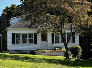 527 Boston St, Guilford, CT 06437