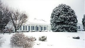 2nd image of 1018 Randolph Cres