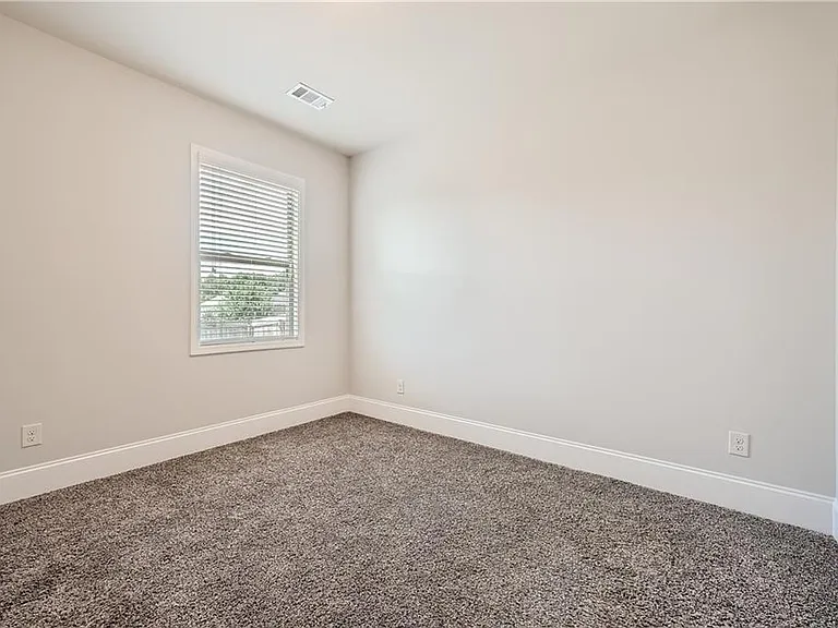 4648 Bogan Meadows Dr — Photo 12