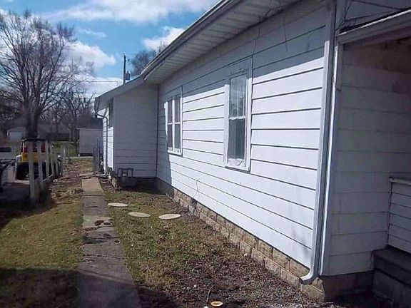 4th image of 713 W Madison St