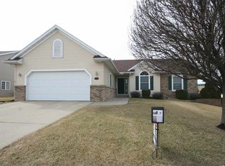 410 Page St, Williamsburg, IA