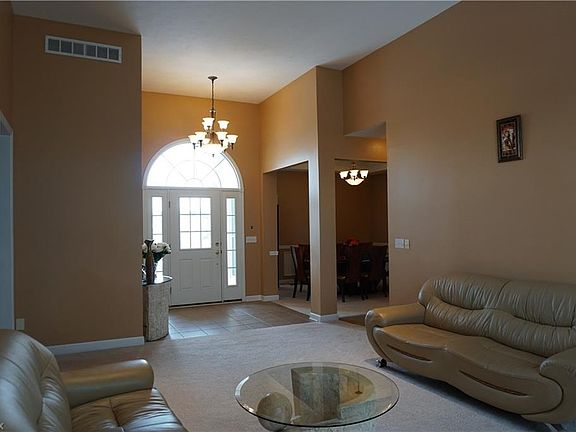 5th image of 952 Mimosa Dr
