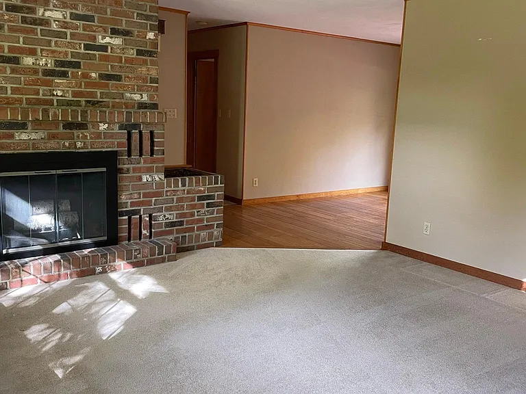 64 Church St — Photo 15
