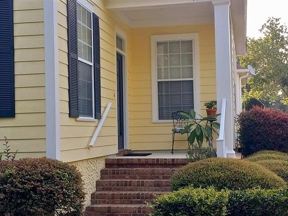 3rd image of 4299 Four Oaks Blvd