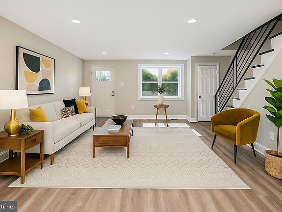 4th image of 8427 Thouron Ave