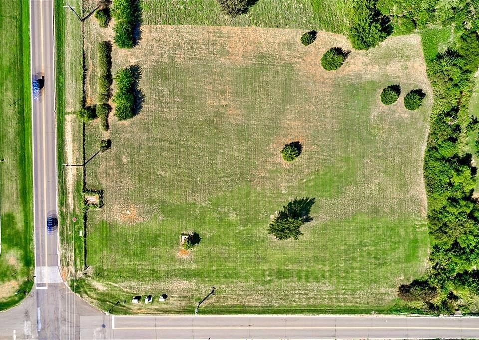 1st image of SW 34th & Eastern