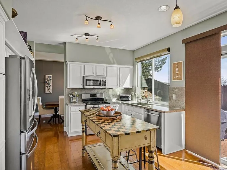 3270 Fairlands Dr — Photo 9
