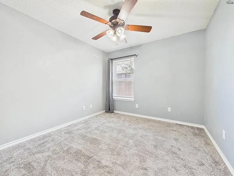 5516 Chinaberry Dr — Photo 18