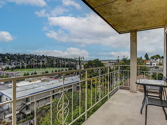 5th image of 2625 13th Ave W APT 301
