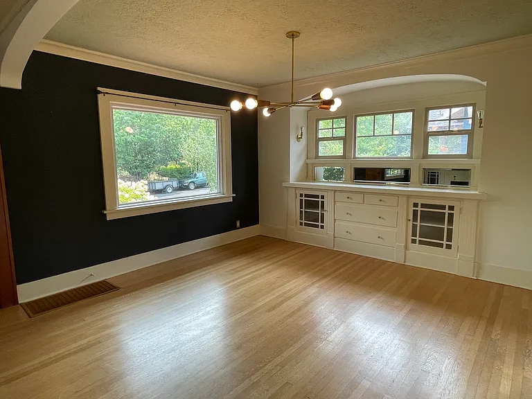 5253 NE 30th Ave — Photo 6