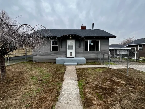 1013 S 9th Ave, Yakima, WA 98902