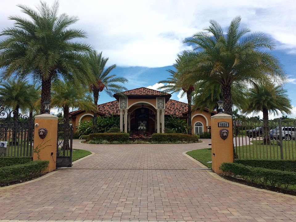 1st image of 9828 NW 135th St